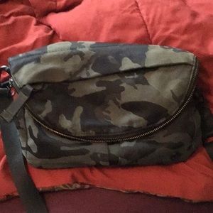 Lululemon Camo bag